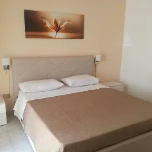 Appartamento Giusy's Place 2.0, Campofelice Di Roccella